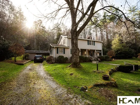 922 Flat Mountain Road, Highlands, NC 28741