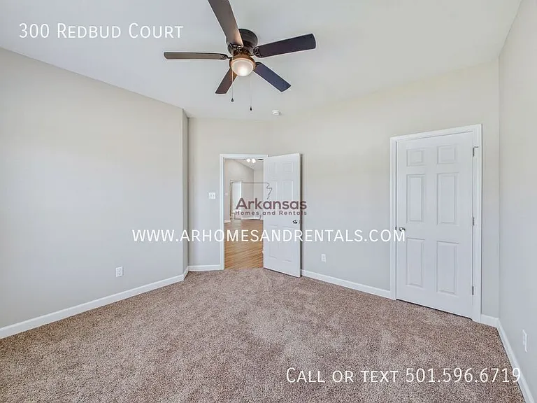 300 Redbud Ct — Photo 9