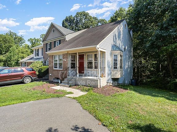 2nd image of 7461 Ridge Oak Ct