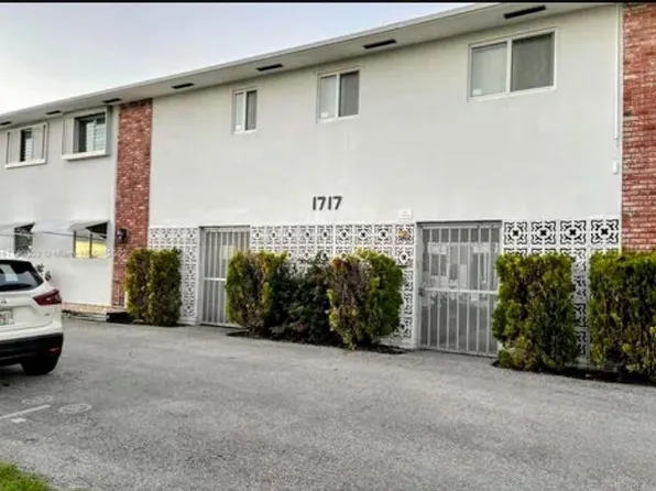 1717 Rodman Street #18, Hollywood, FL 33020