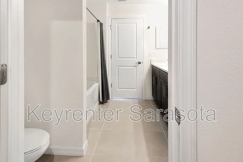 2 bed, 2.0 bath, 1250 sqft, $1,950 — Photo 3