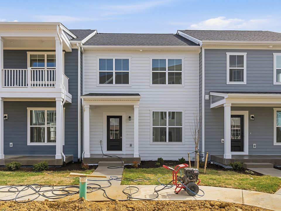 1st image of 1053 Balsam Ln