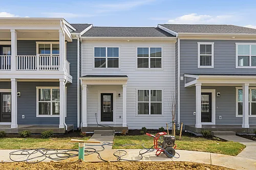 1053 Balsam Ln Photo 1