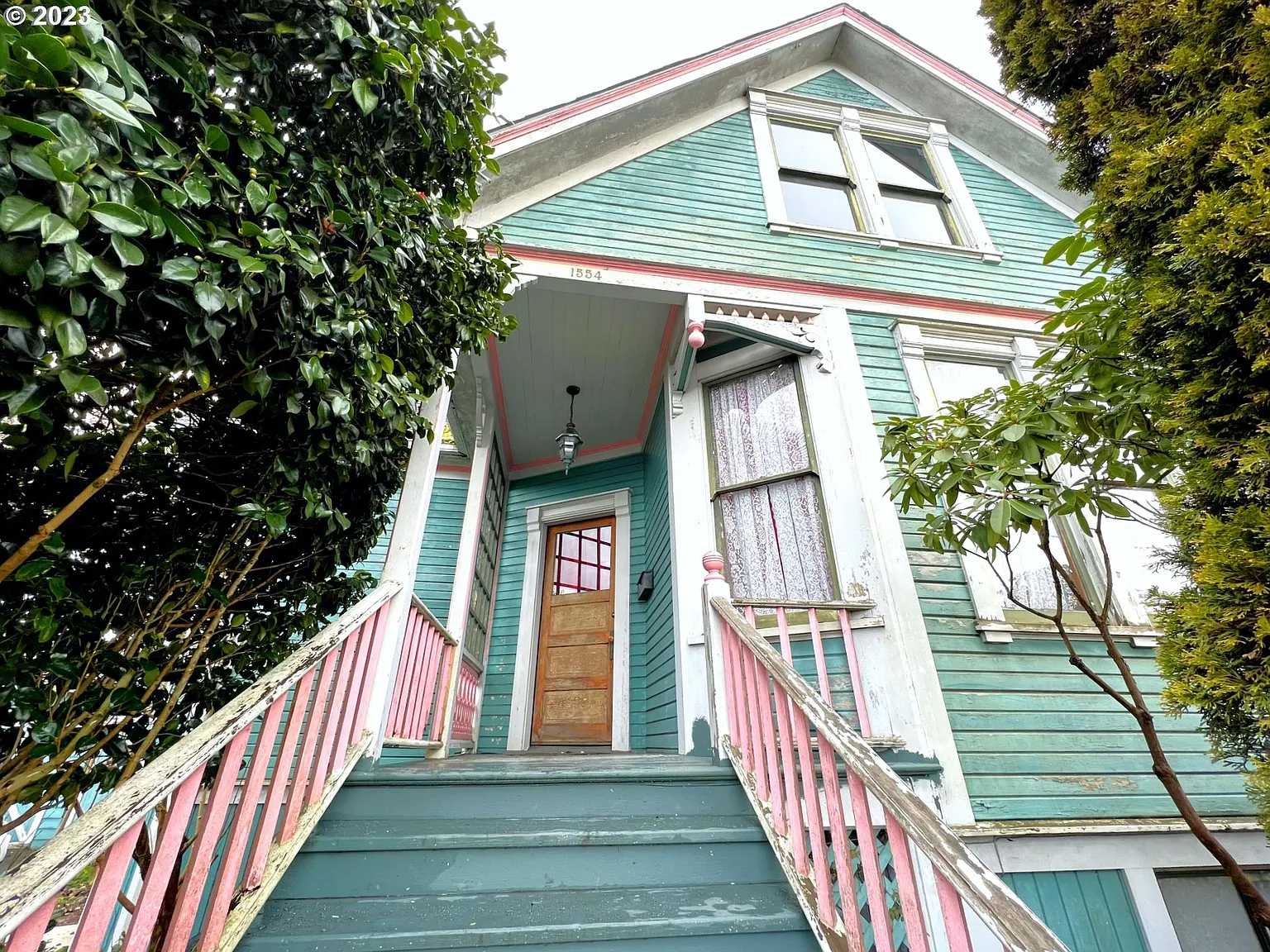 1554 Sherman Ave photo 1