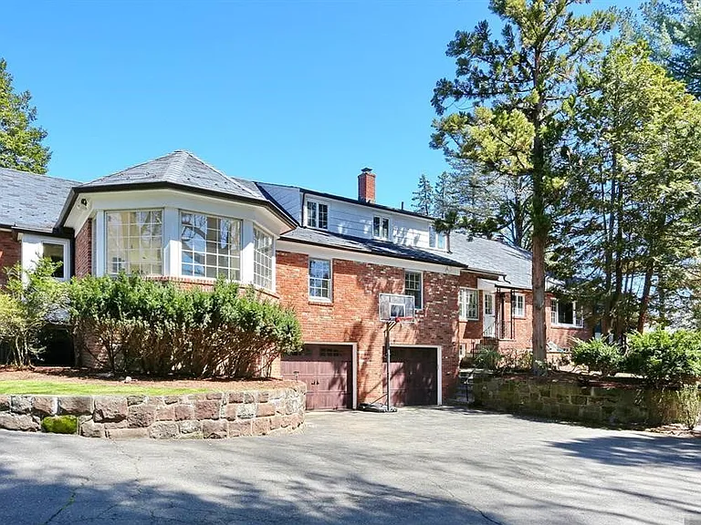 328 W Ridgewood Ave — Photo 49