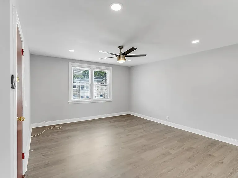 6327 Carnation St #D20 — Photo 7