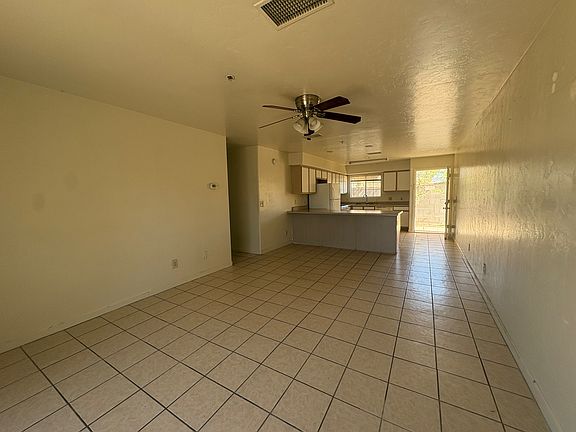 3rd image of 3213 E Blacklidge Dr #3