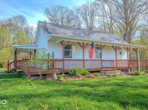 5970 E County Road 390 N, Butlerville, IN 47223