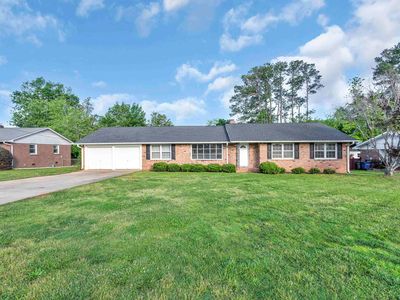 104 Saint James Dr, Spartanburg, SC, 29301