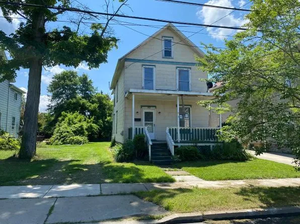112 Prospect St #8, Warren, PA 16365