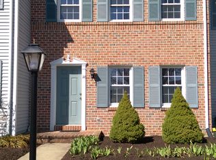 28 Laurie Ln, Lititz, PA 17543