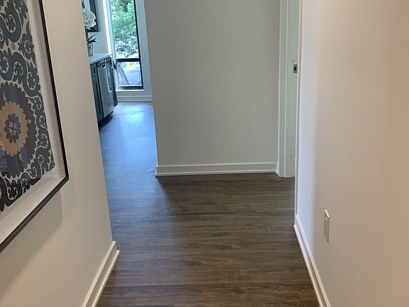 2nd image of 941 Broad St #519247
