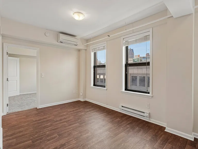The Ashley Apartments — Photo 60
