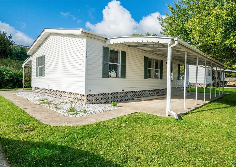 1st image of 224 Gull Dr