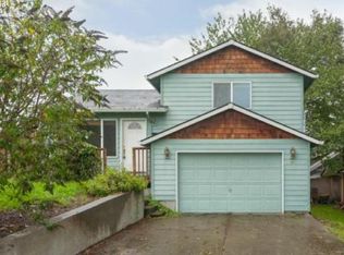 194 N 5th St, Saint Helens, OR 97051