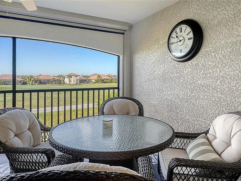5537 Palmer Cir #201 — Photo 12