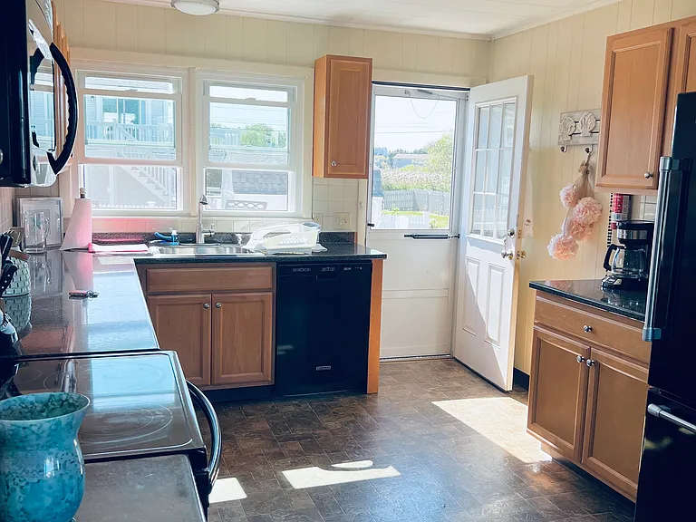 26 Cypress Ave — Photo 6