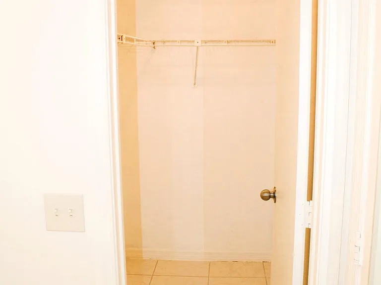 4450 Nutmeg Tree Ln #B — Photo 11