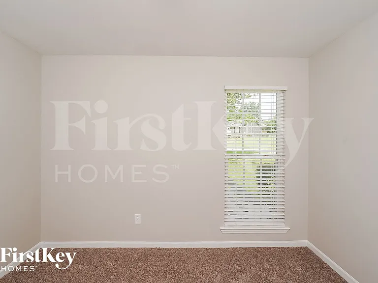 101 Sunny Brook Ln — Photo 9