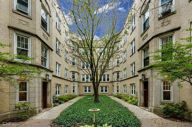 1st image of 1443 W Elmdale Ave #1N