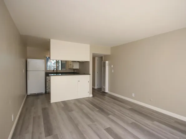 976 E Villa St #1, Pasadena, CA 91106