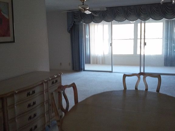 3rd image of 100 El Camino Dr APT 312