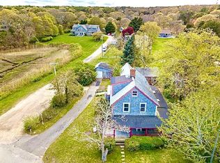 201 Lagoon Pond Rd, Tisbury, MA 02568