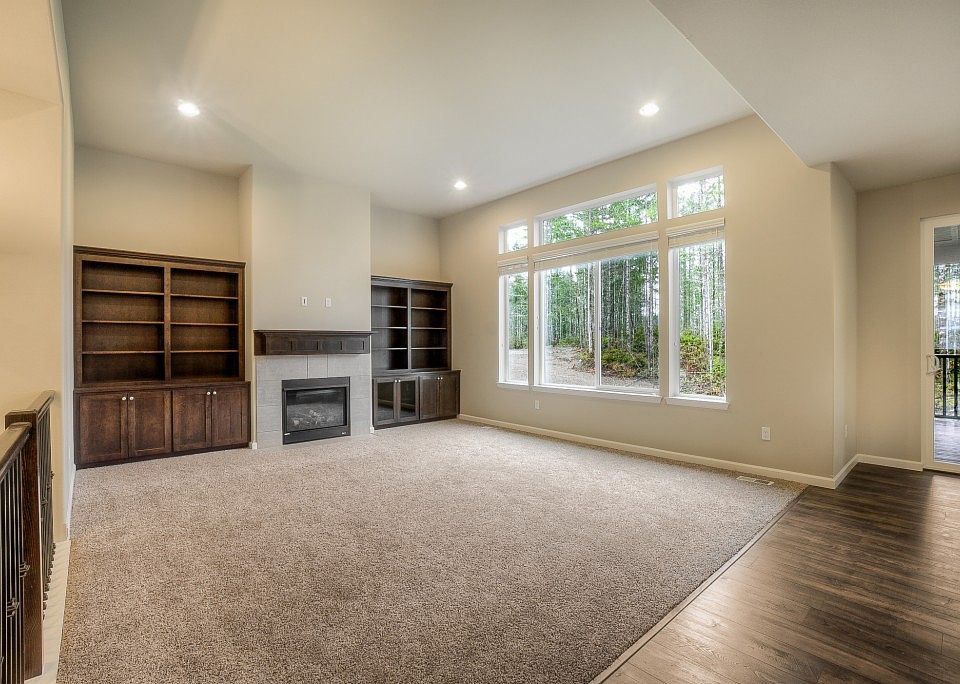1st image of 4722 Plover St NE
