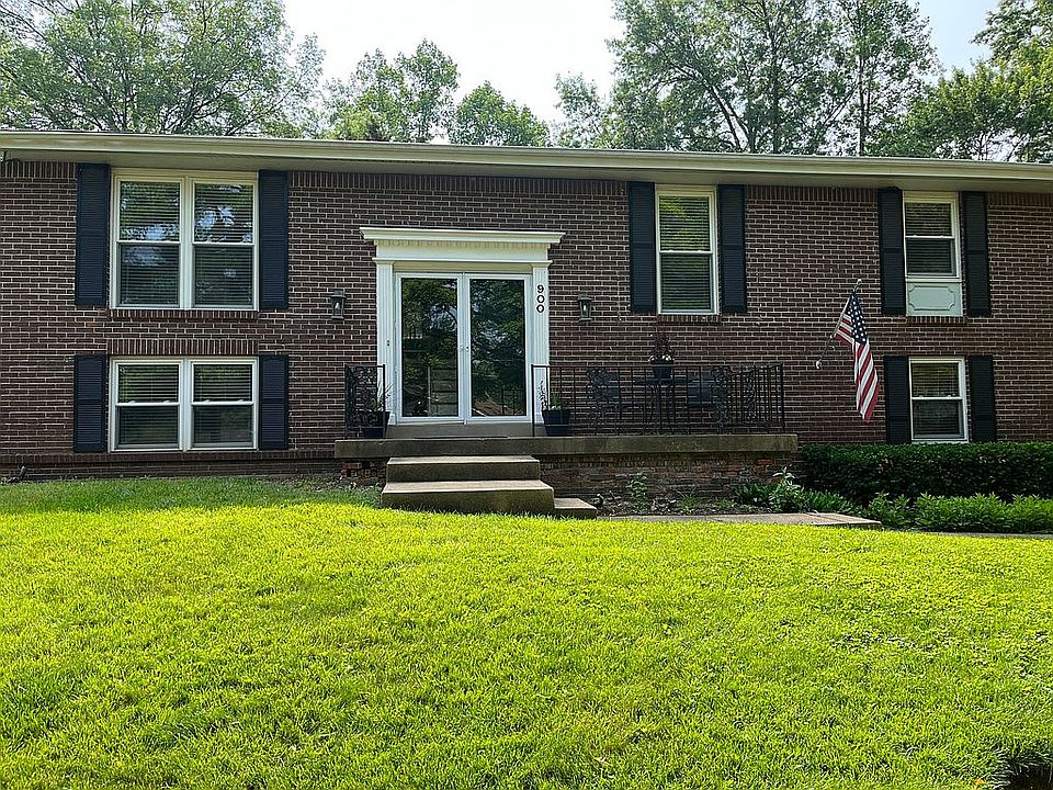 1st image of 900 Parkfield Ter