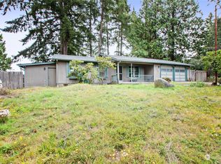 10122 Whitecap Dr NW, Olympia, WA
