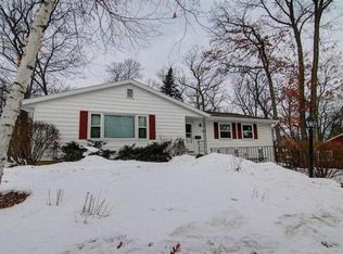 450 Agnes Dr, Madison, WI 53711