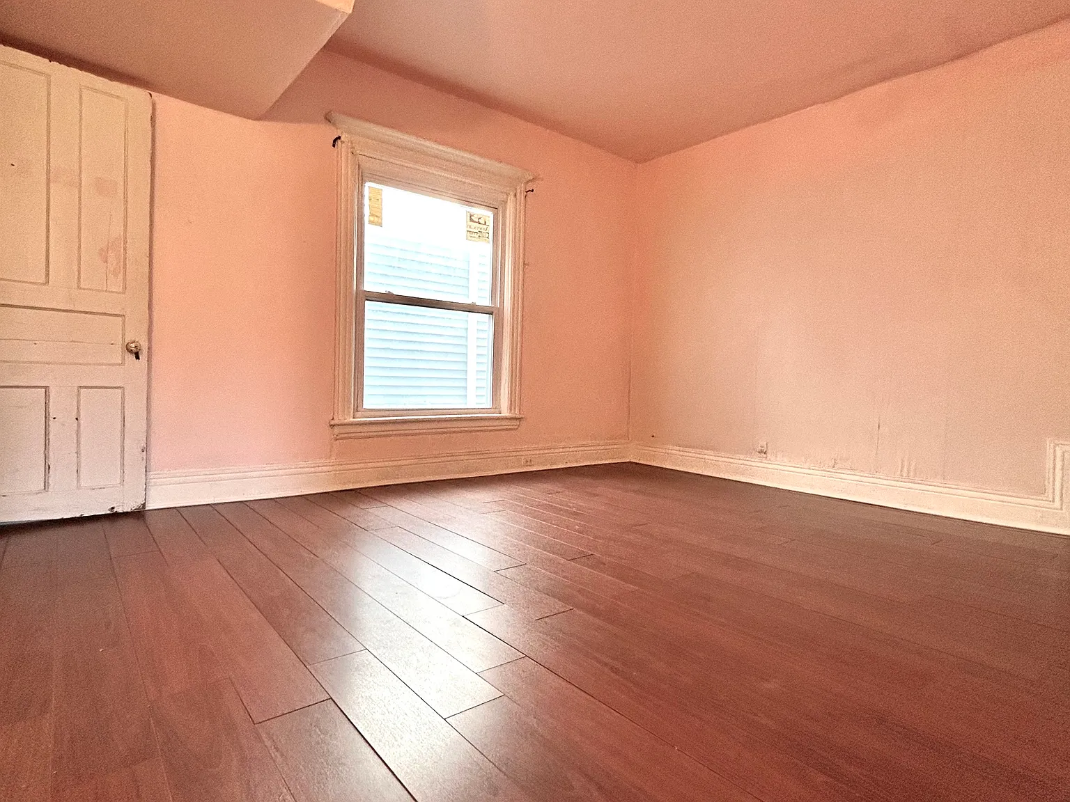 3 bed, $1,500 — Photo 4