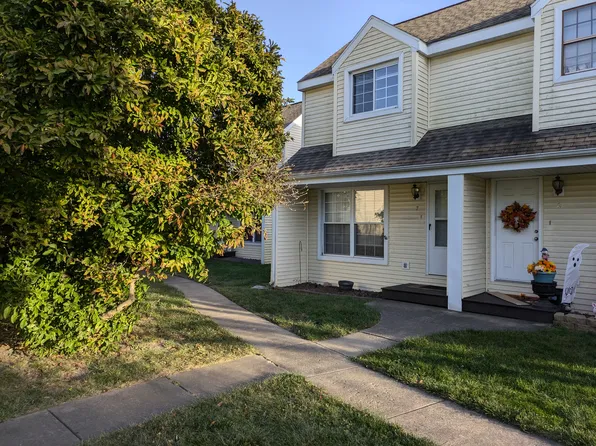 2311 Galen Dr, Champaign, IL 61821