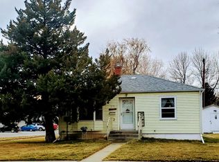919 S Jordan Ave, Miles City, MT 59301