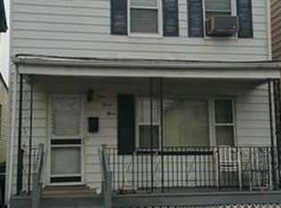 453 Division St, Perth Amboy, NJ 08861