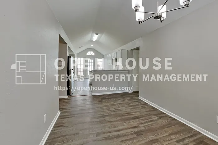 5102 Dobbin Springs Ln — Photo 7