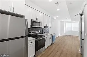 2146 N Franklin St #2 Photo 1