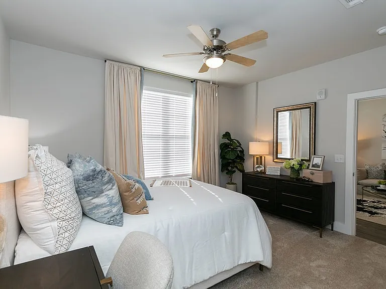 Annabelle on Main 55+ Active Adult Apartment Homes — Photo 20