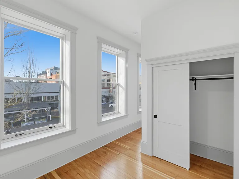 455 Court St NE #204 — Photo 9