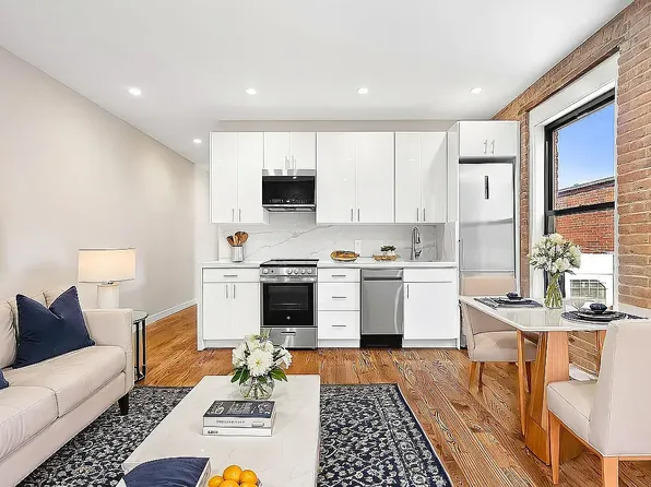 140 East 17th Street image 1 of 11