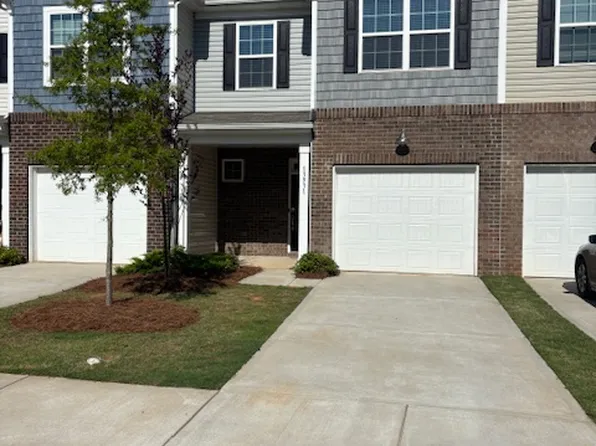 13931 Castle Nook Dr, Charlotte, NC 28273