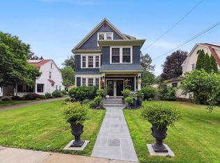 1586 Whitney Ave #2, Hamden, CT 06517