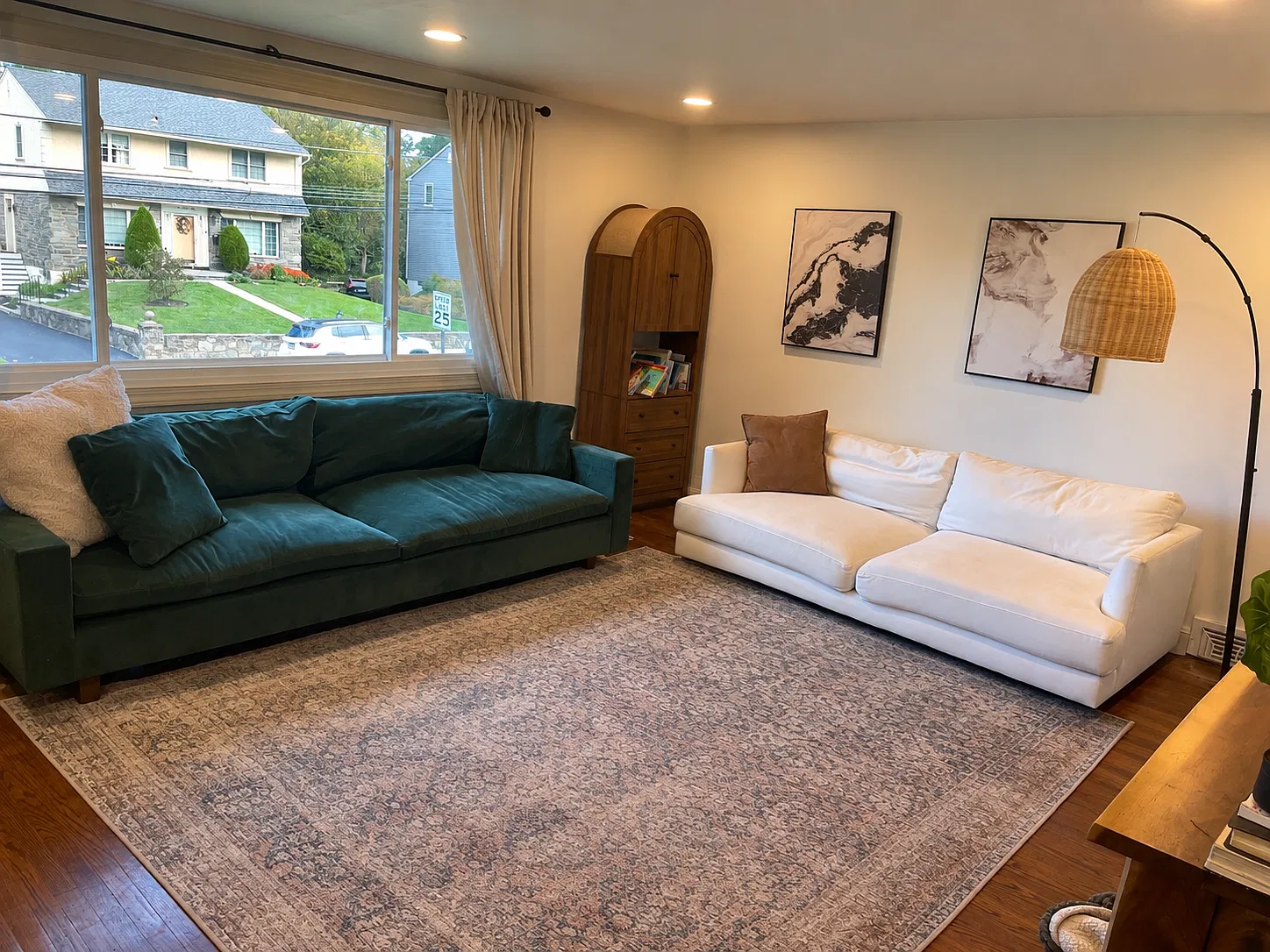 3 bed, 1.5 bath, 1500 sqft, $2,600 — Photo 2