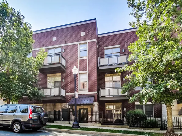 765 W 15th St Unit 209, Chicago, IL 60607