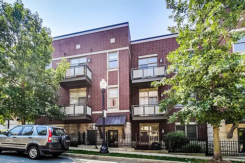 765 W 15th St #209 Photo 1