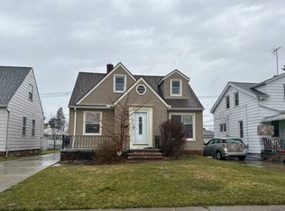 15315 Edgewood Ave, Maple Heights, OH