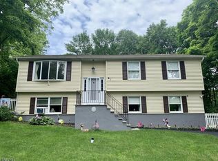 41 Lk Wallkill Rd, Sussex, NJ 07461