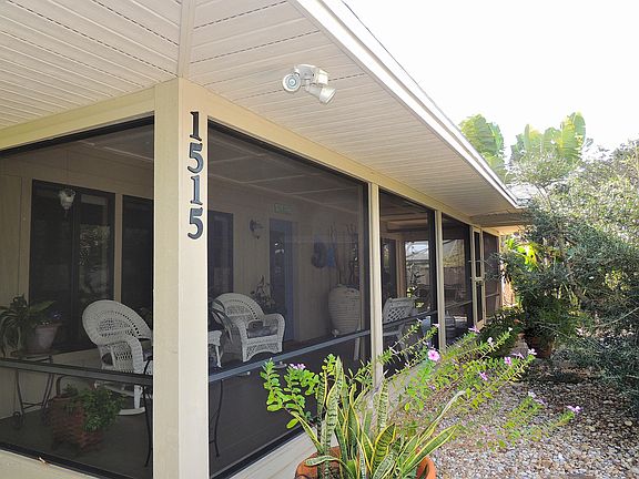 5th image of 1515 Bay Shore Dr