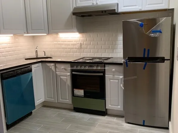 1607 Commonwealth Ave, Brighton, MA