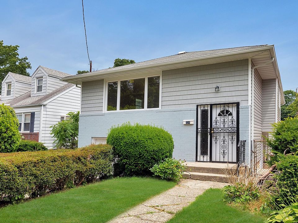 1st image of 224 Holly Ave